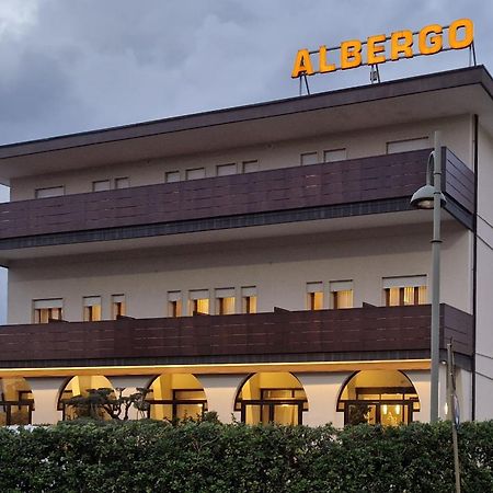 تْييني Albergo Ristorante Belvedere المظهر الخارجي الصورة