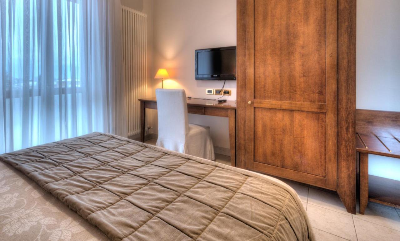 Hotel Belvedere تْييني المظهر الخارجي الصورة