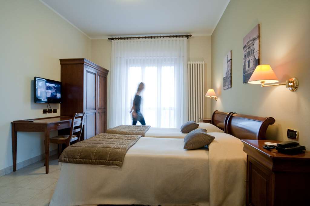Hotel Belvedere تْييني الغرفة الصورة