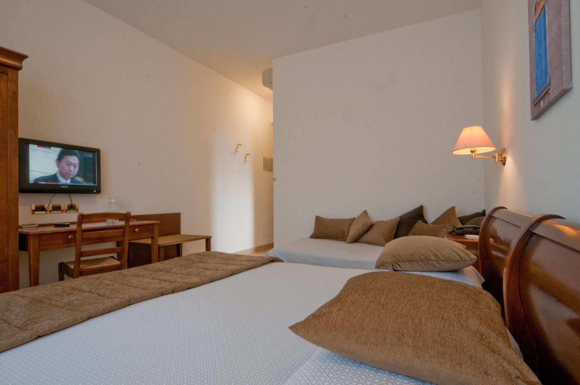 Hotel Belvedere تْييني المظهر الخارجي الصورة